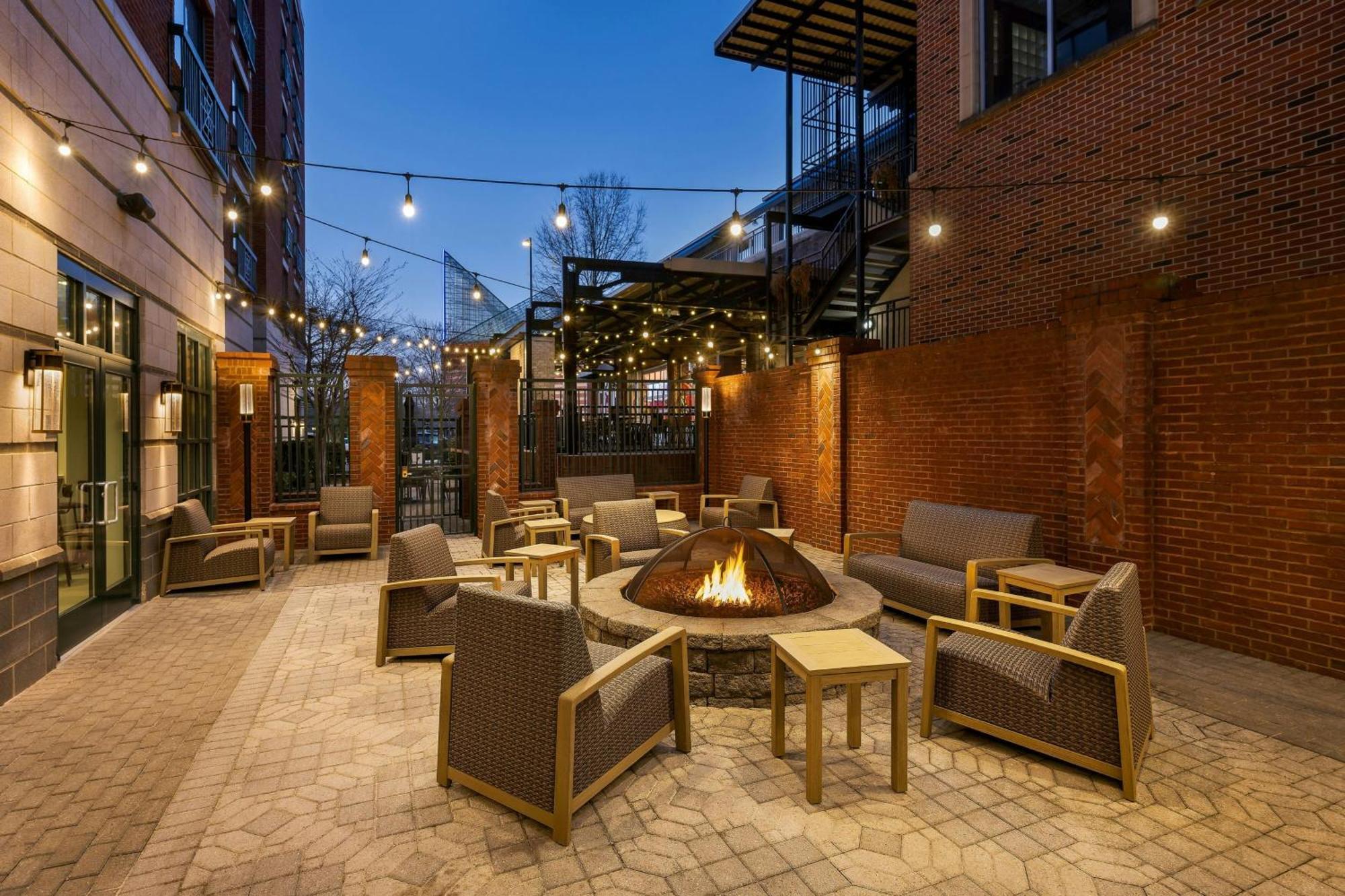 Courtyard By Marriott Chattanooga Downtown Eksteriør bilde