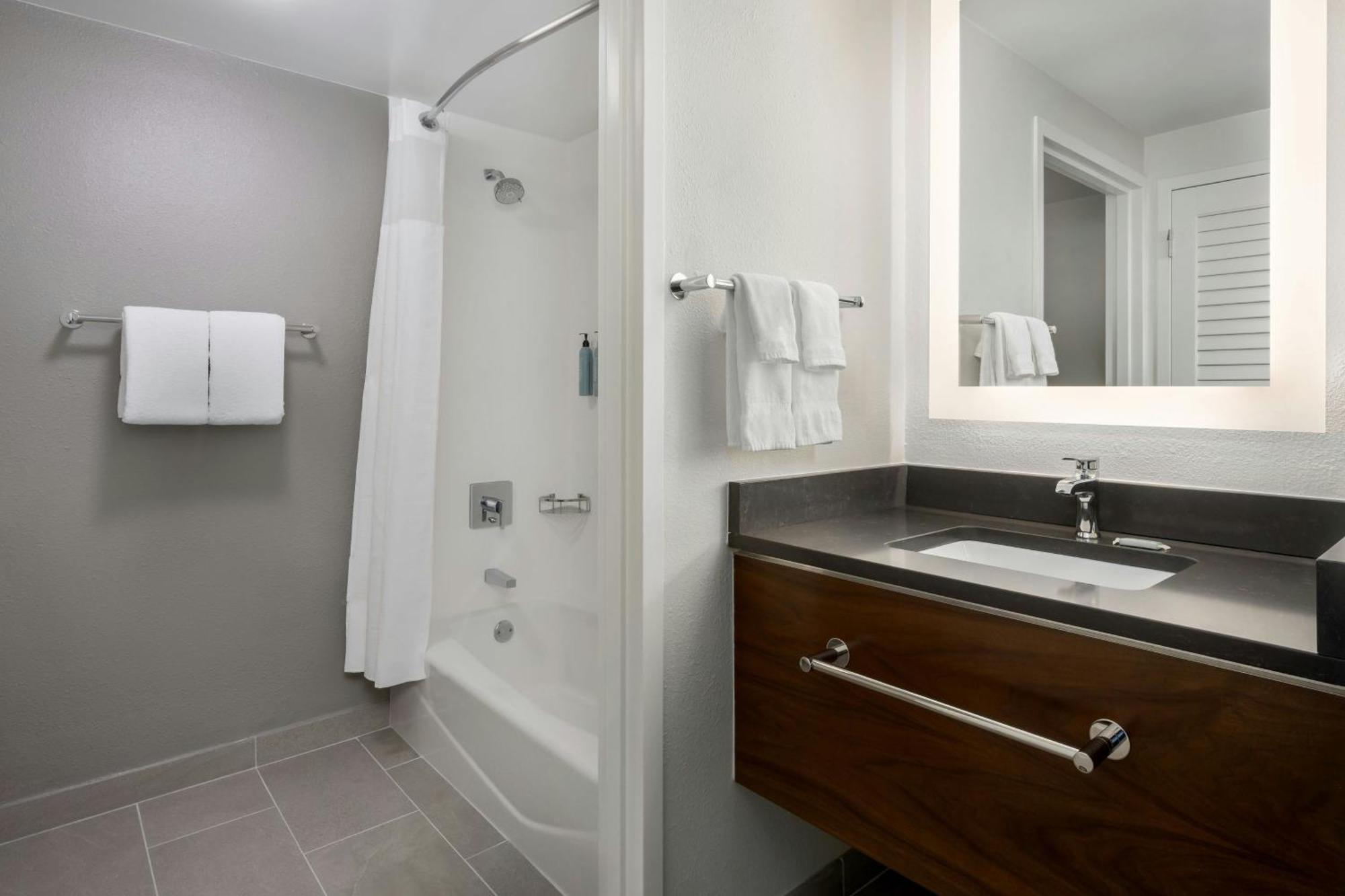 Courtyard By Marriott Chattanooga Downtown Eksteriør bilde