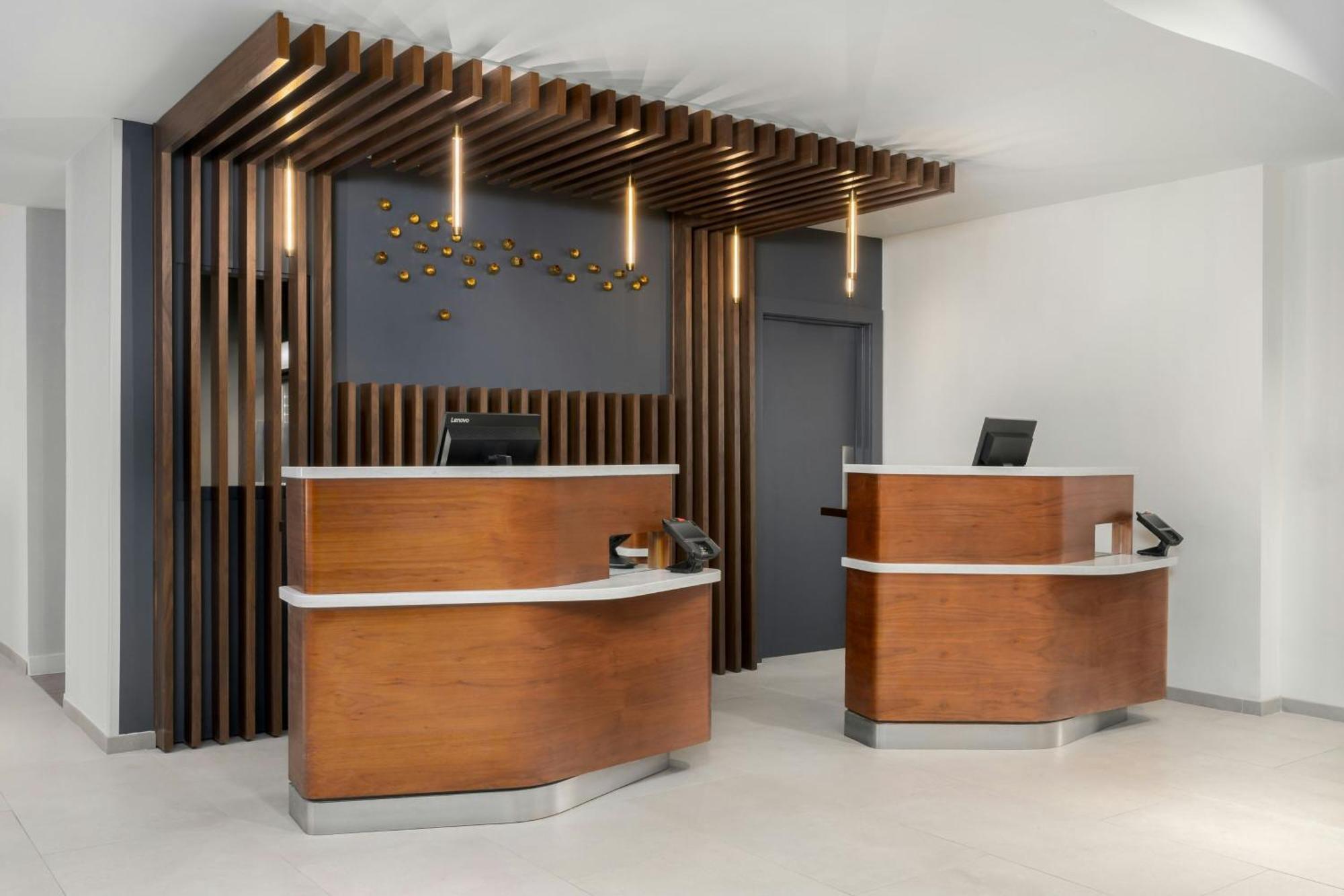 Courtyard By Marriott Chattanooga Downtown Eksteriør bilde